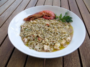 Orzo e gamberi