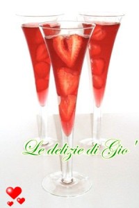 ricette-dolci-con-le-fragole-liquore